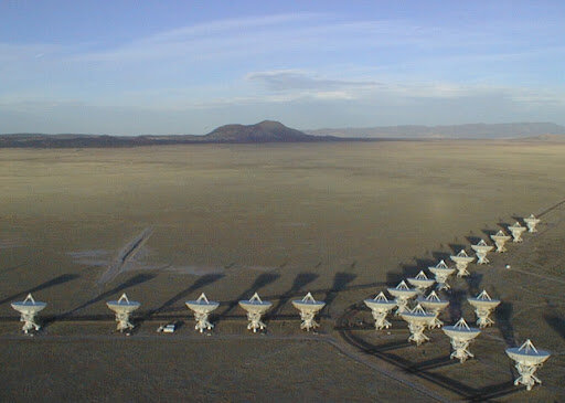 Array of radio telescopes in operation